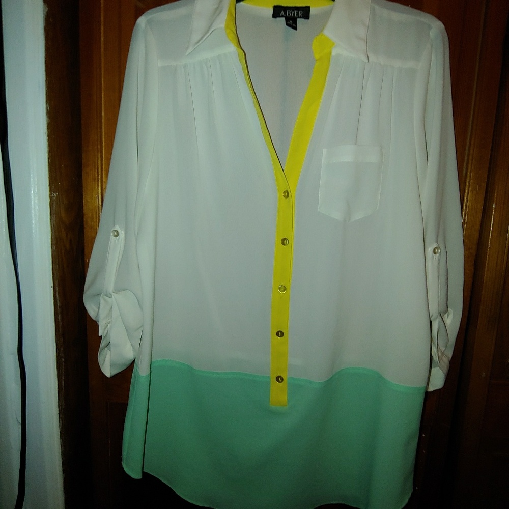 Blouse - Picture 3 of 3
